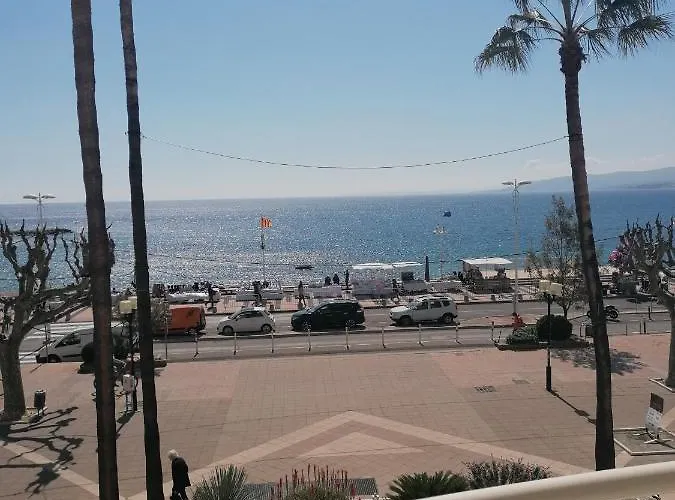 Triangle D'or Raphael Appartement *